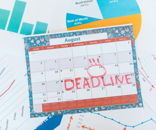 Calendar with marked days for regular practice sessions.